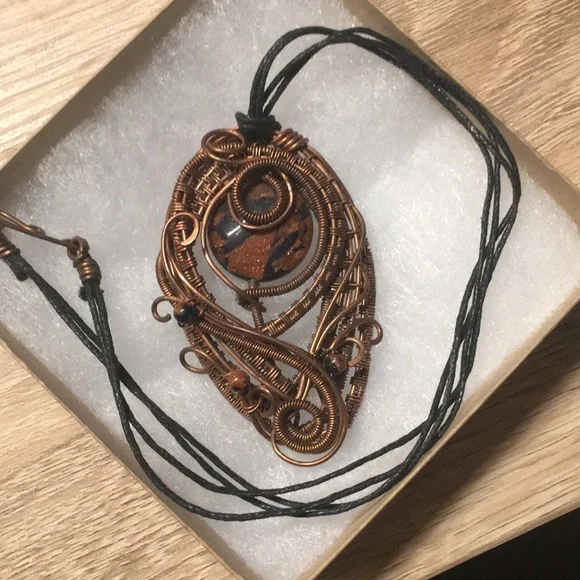 Wire wrap copper necklace - Picture 5 of 7